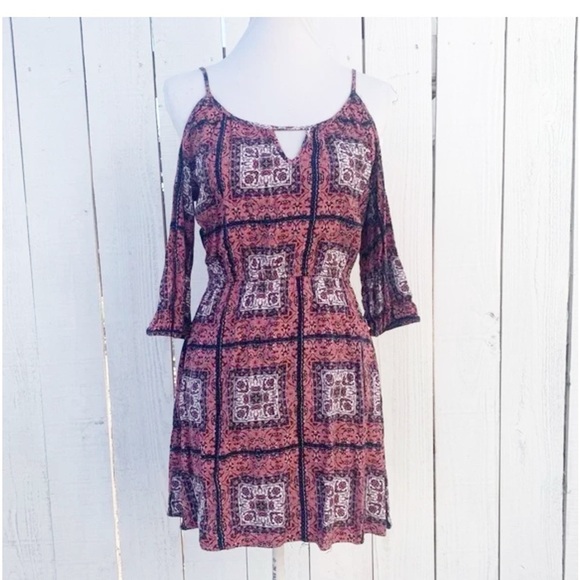 Hippie Rose Red Cold Shoulder Sundress - Picture 1 of 4